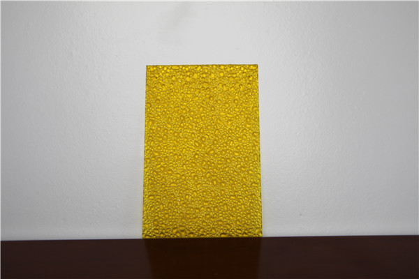 黄色颗粒板(图1)